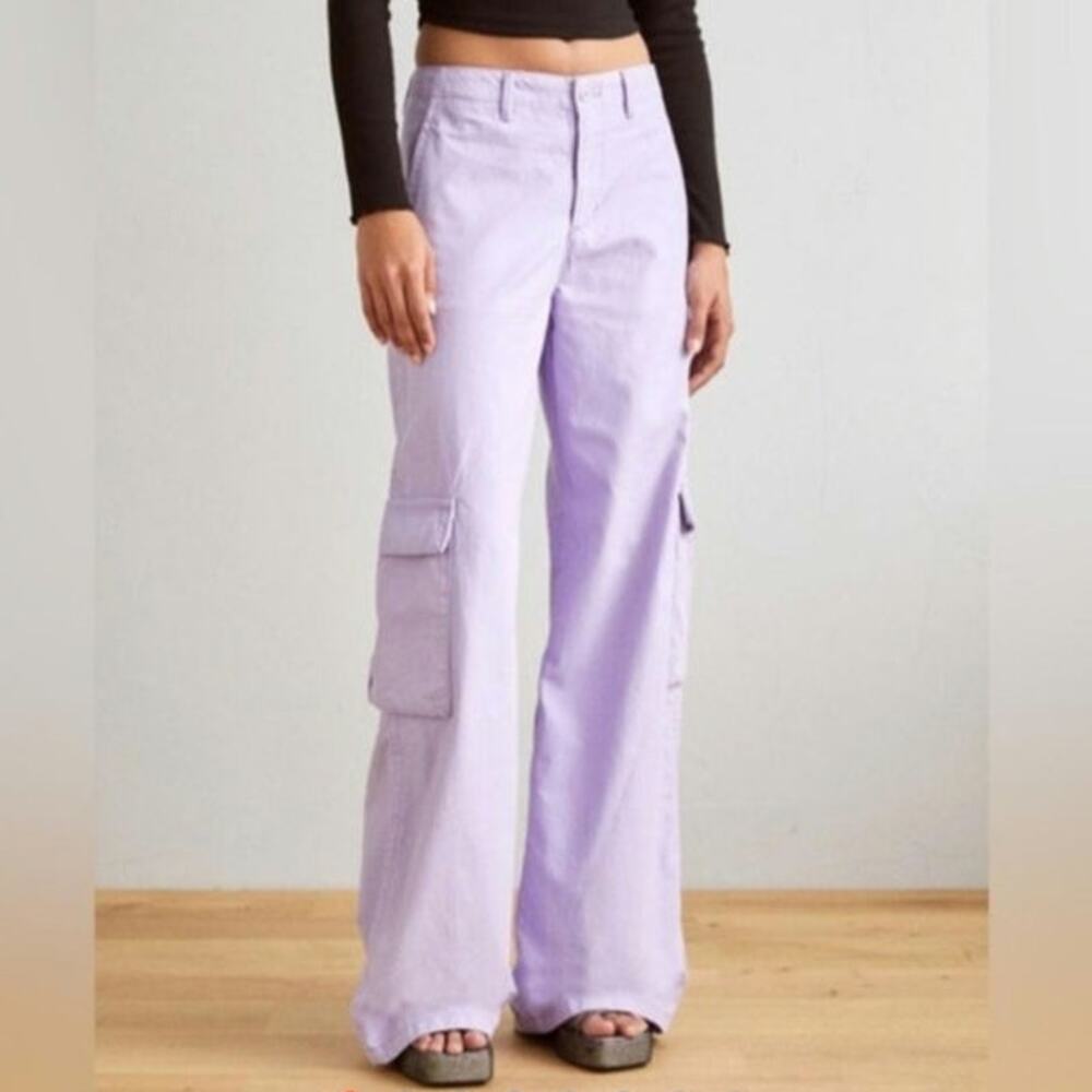 Levi's Women 32 Lavender Purple Cotton Cargo Wide Leg Spring Colorful Pants